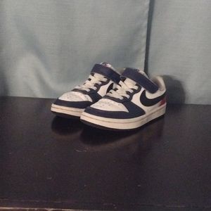 Nike toddler shoes